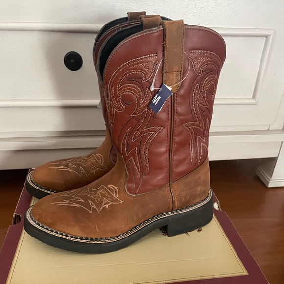 Brand new cowboy boots! - Picture 5 of 7